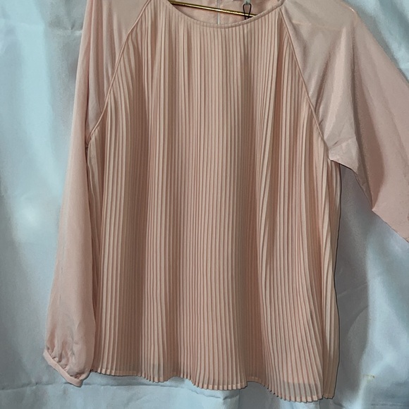 Calvin Klein Blouse - Picture 5 of 6